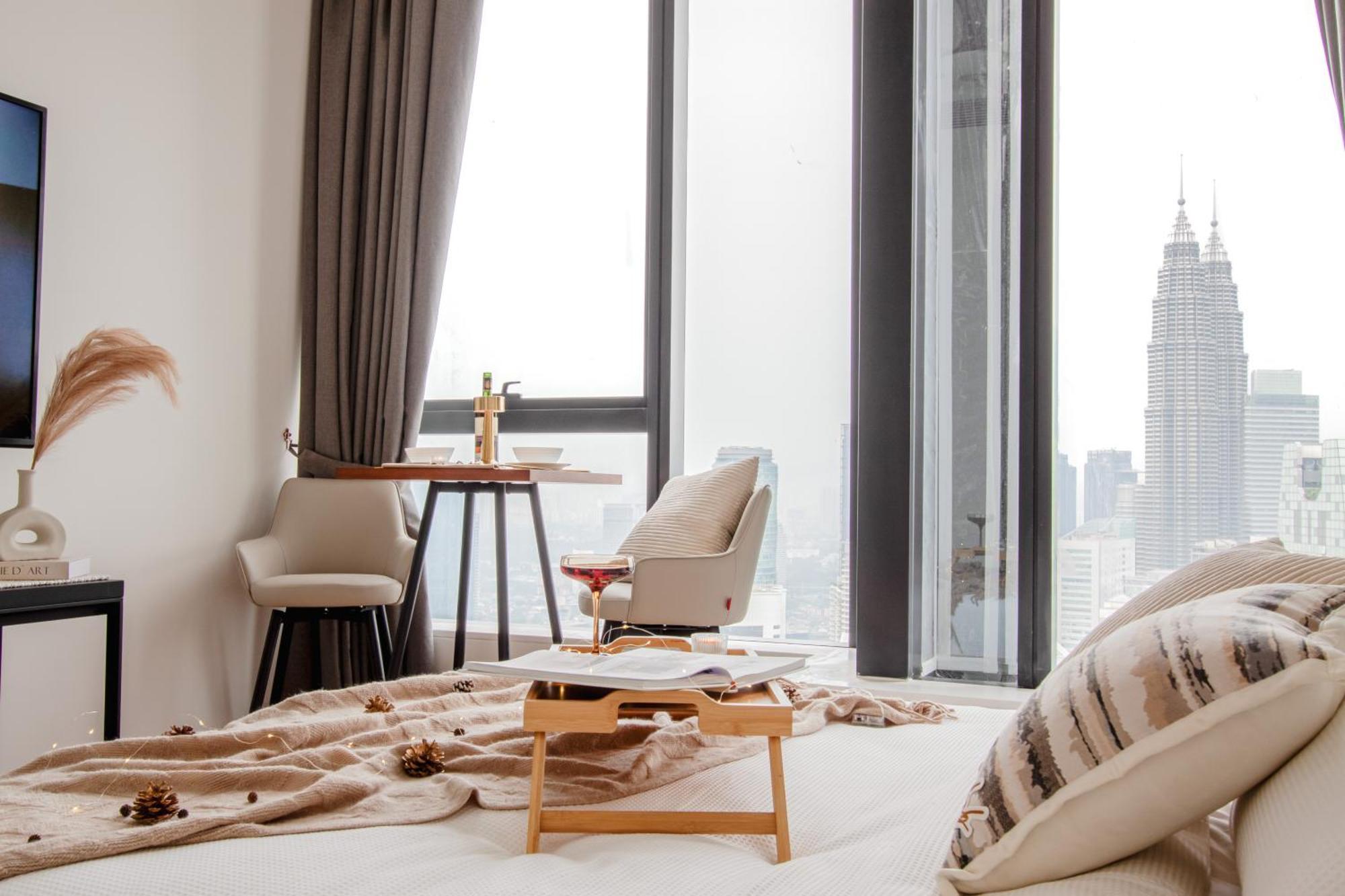 Naibnb In Pavilion Ceylon Hill Apartment Kuala Lumpur